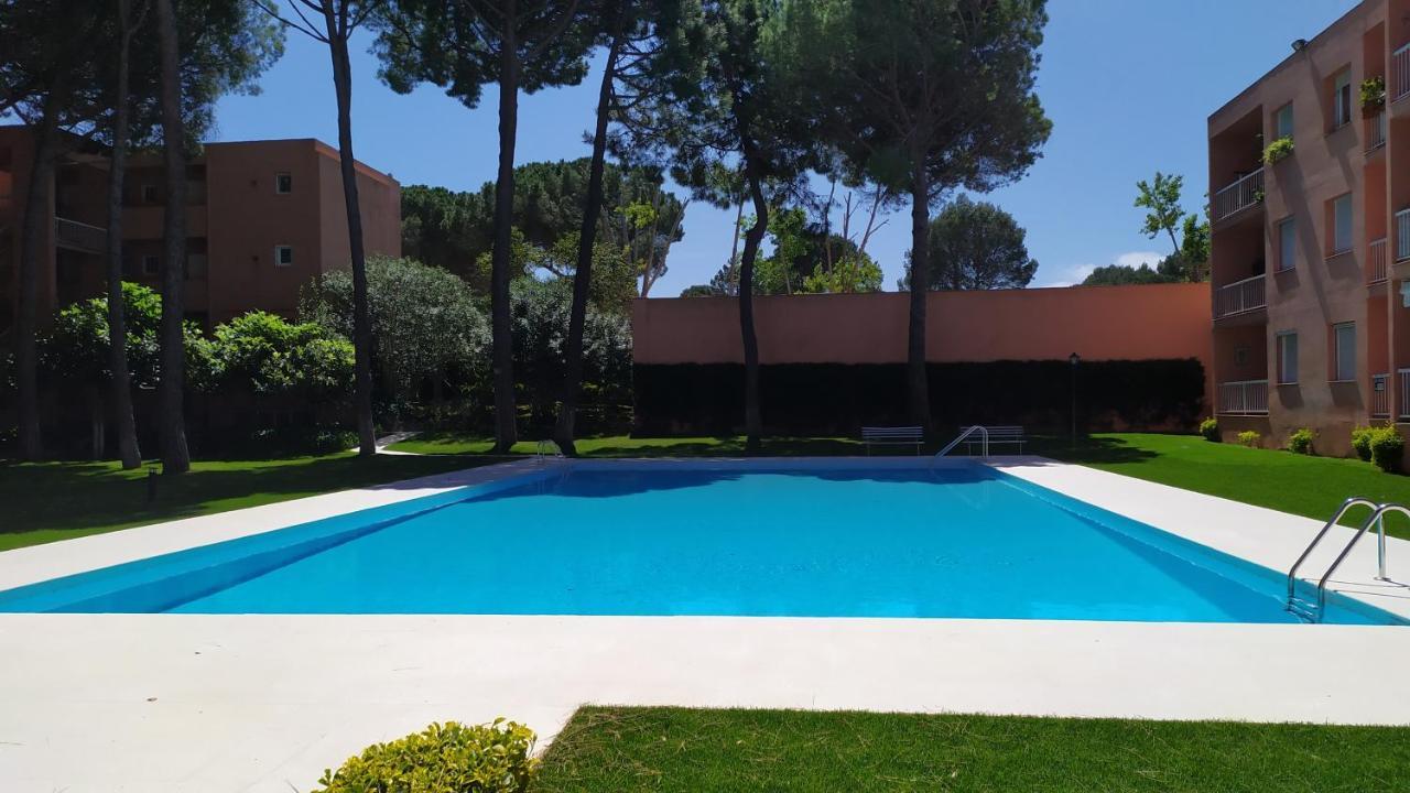 Bonito Apartamento, Con Piscina, Excelente Wifi Y Aire Acondicionado Pals Exterior photo